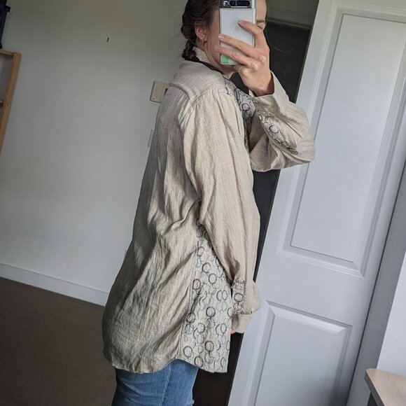 100% raw linen button down shirt with blue embroidery - Picture 9 of 15